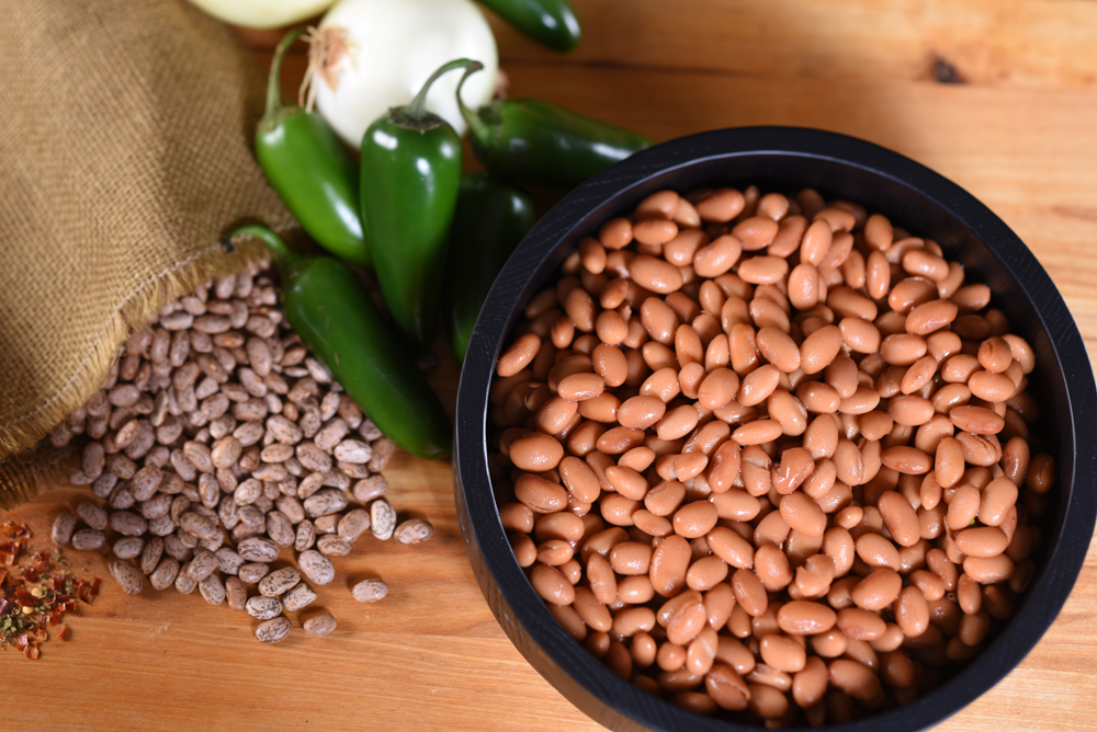 SLOW-COOKED PINTO BEANS AND BLACK BEANS